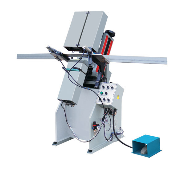 塑料型材四轴自动水槽铣